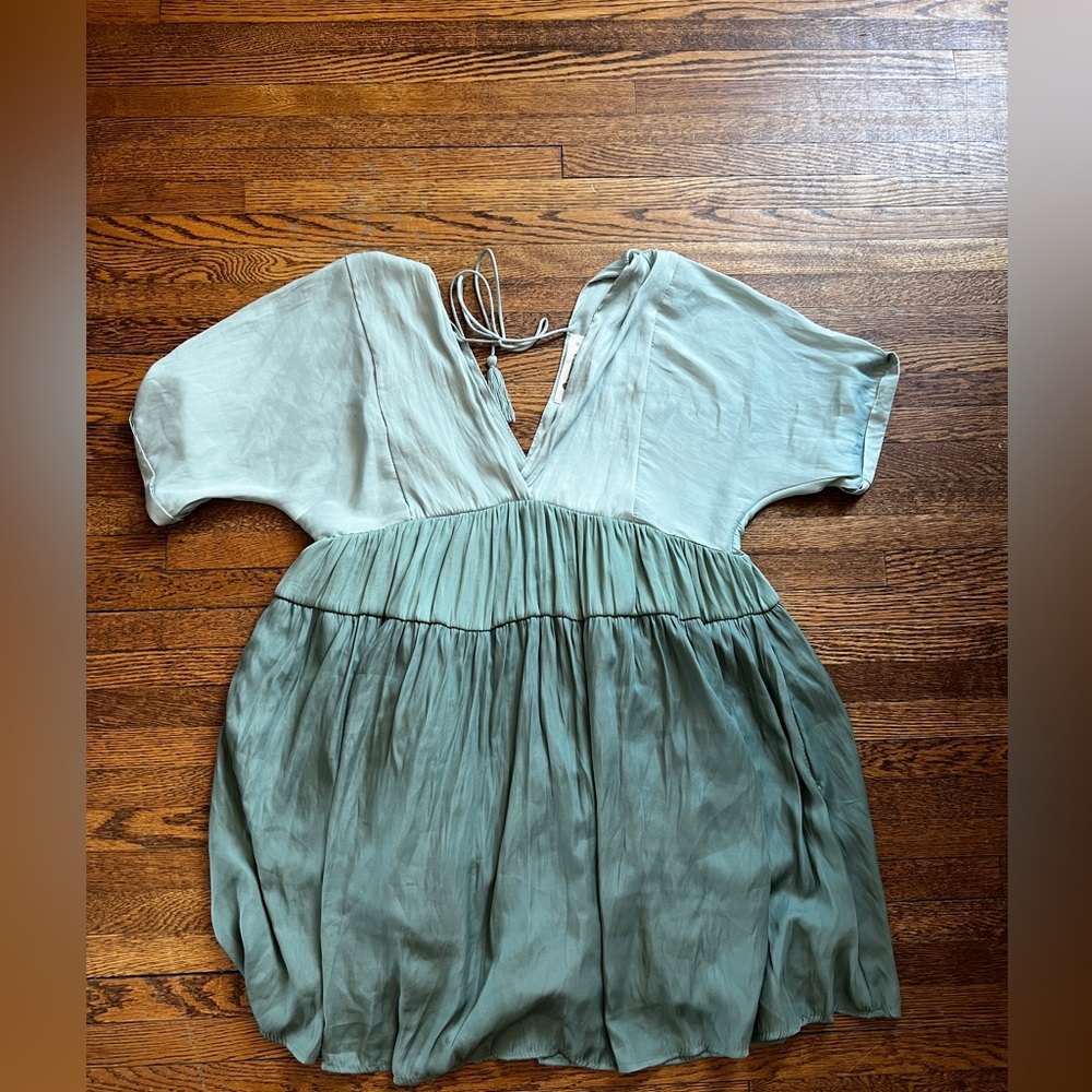 Impeccable Pig Boutique Mini Dress With Shorts Silky Green V Neck And Back Small